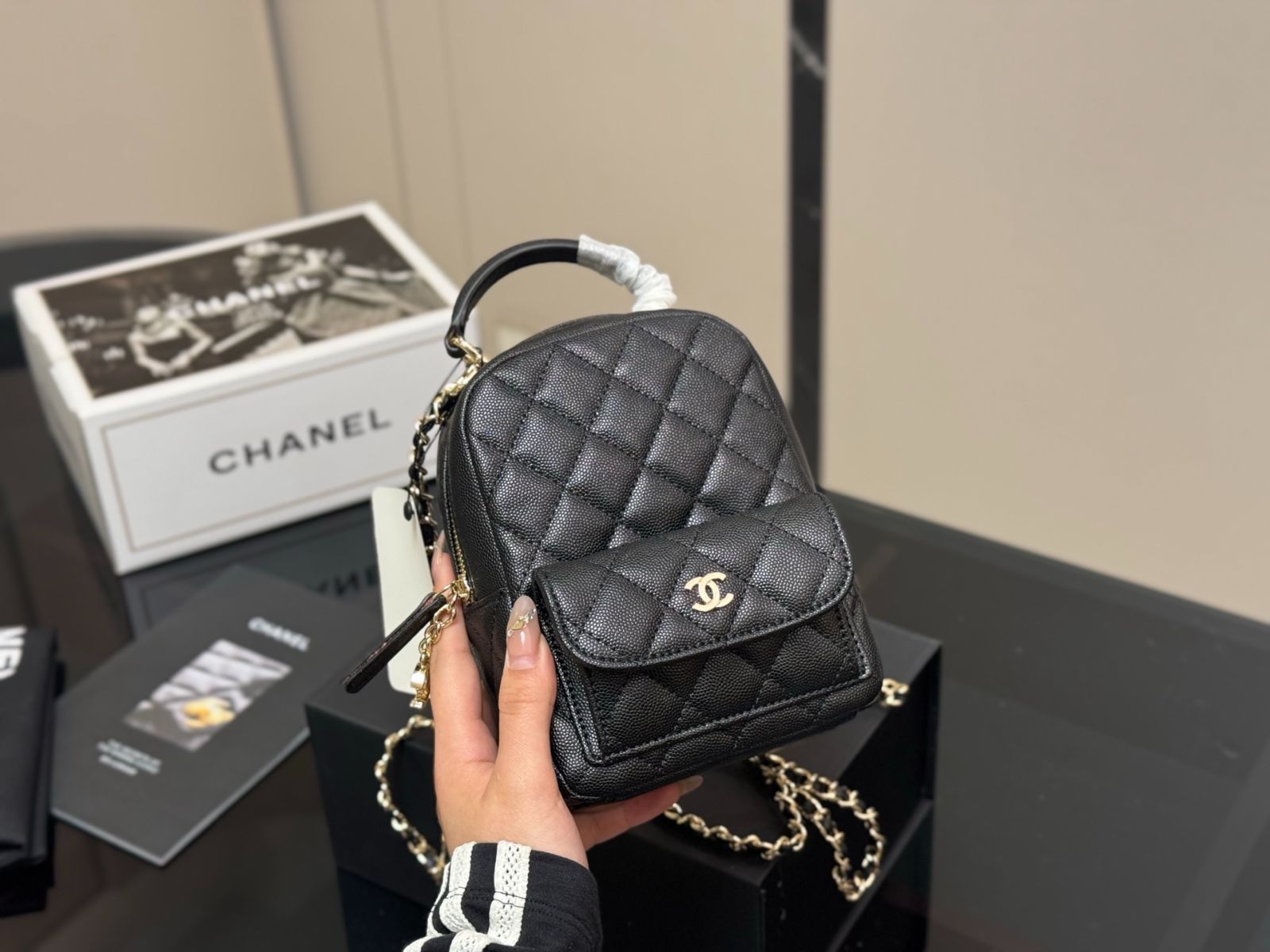 24C CHANEL クラシックバッグパック_ミニリュック Chanel New 24C Black Caviar Leather Mini Backpack