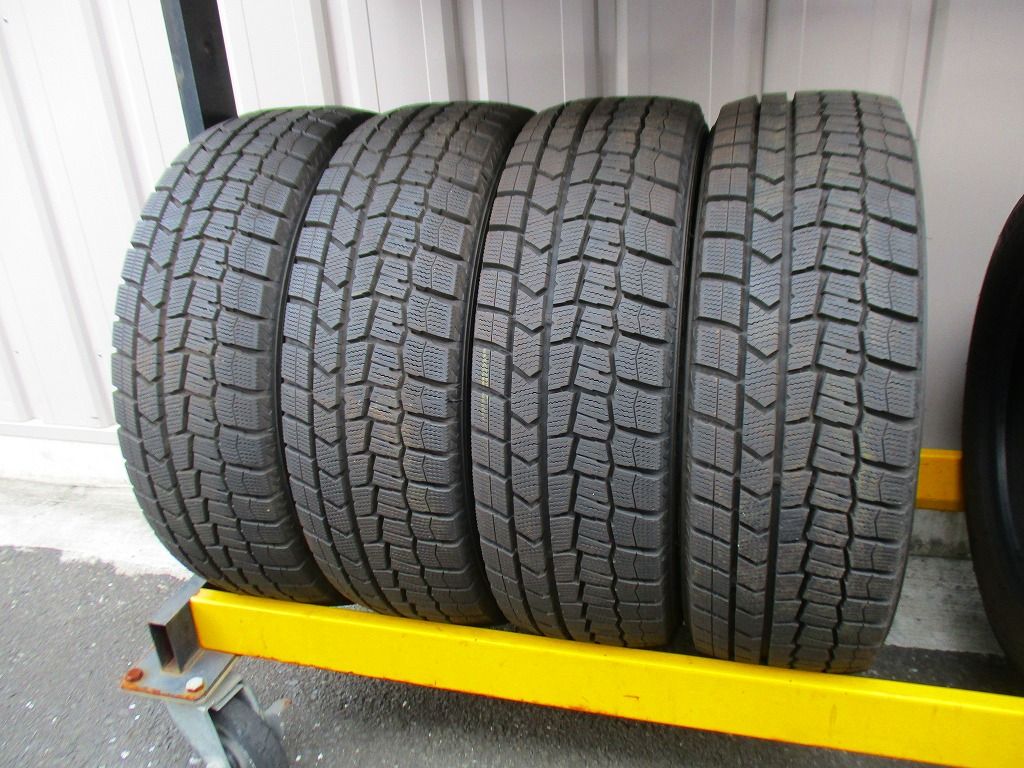185 60R15 84Q ダンロップ WINTER MAXX WM02 スタッドレス 製 4本 T60950825 インボイス領収書発行