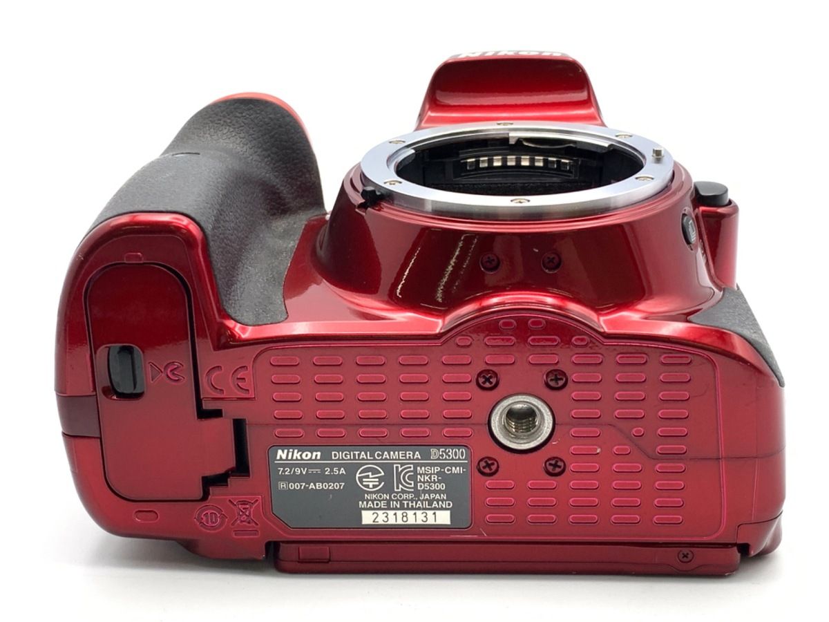 中古】カメラ Nikon デジタル一眼レフカメラ D5600 ボディ 2416万画素