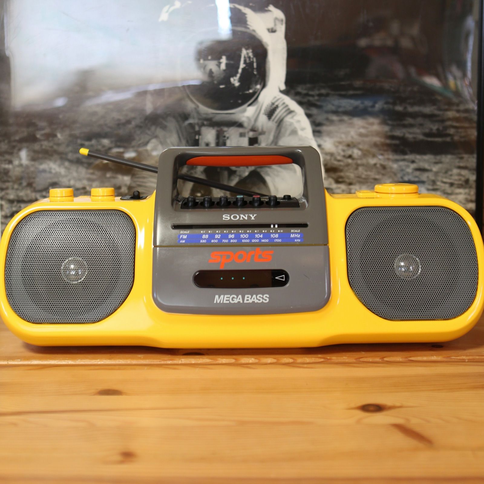 SONY SPORTS CFS-914 メガベース搭載 赤ロゴ世代 ラジカセ ソニー