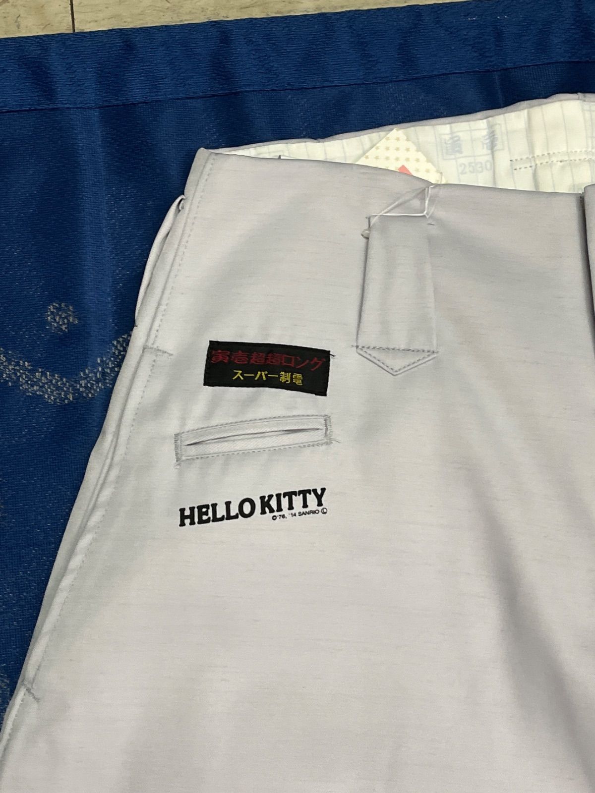 寅壱×HelloKitty コラボ 2530 ベスト＆超超ロング八分 (M/79cm) - メルカリ