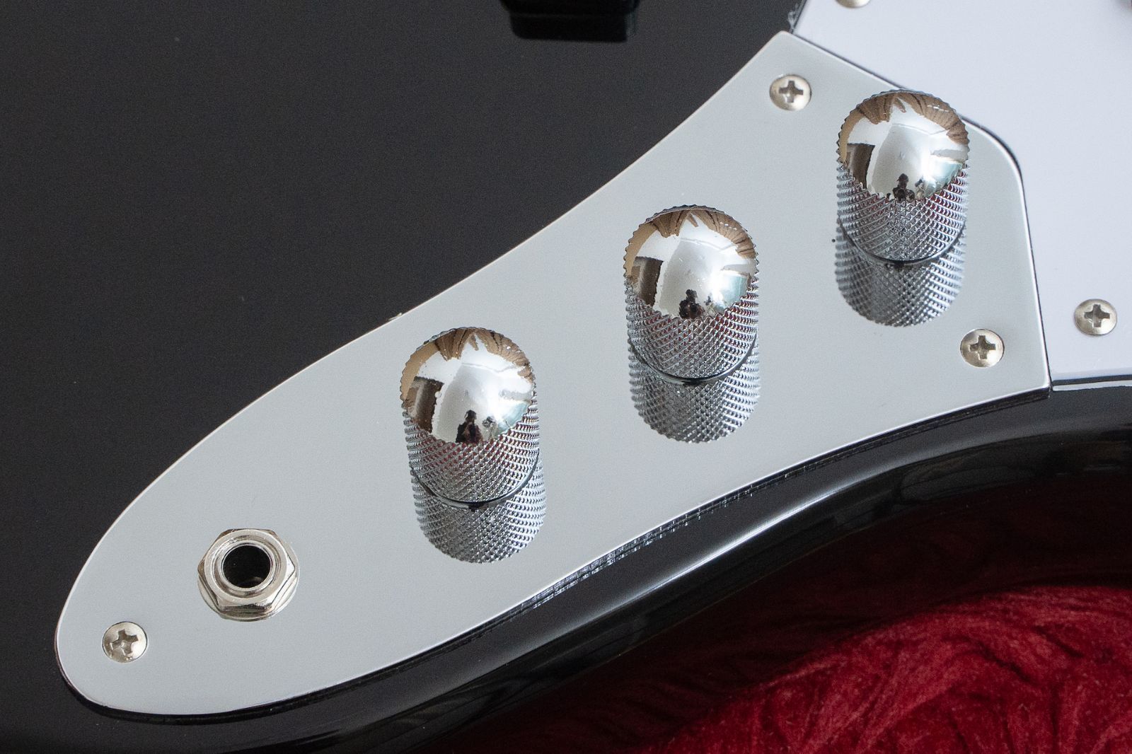 new】woofy basses / ONE series Cavalier 4 Black new】woofy basses