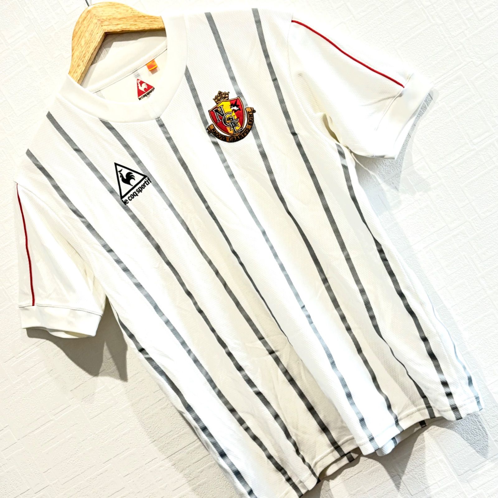 小さいサイズ◎ (^w^)b Ie coq sportf ルコックスポルティフ Tシャツ ユニフォーム 半袖 名古屋チーム  ブランドロゴ クルーネック Vネック スポーツ 試合 観戦 ストライプ メッシュ 通気性 男女兼用 白 ホワイト メンズ サイズS