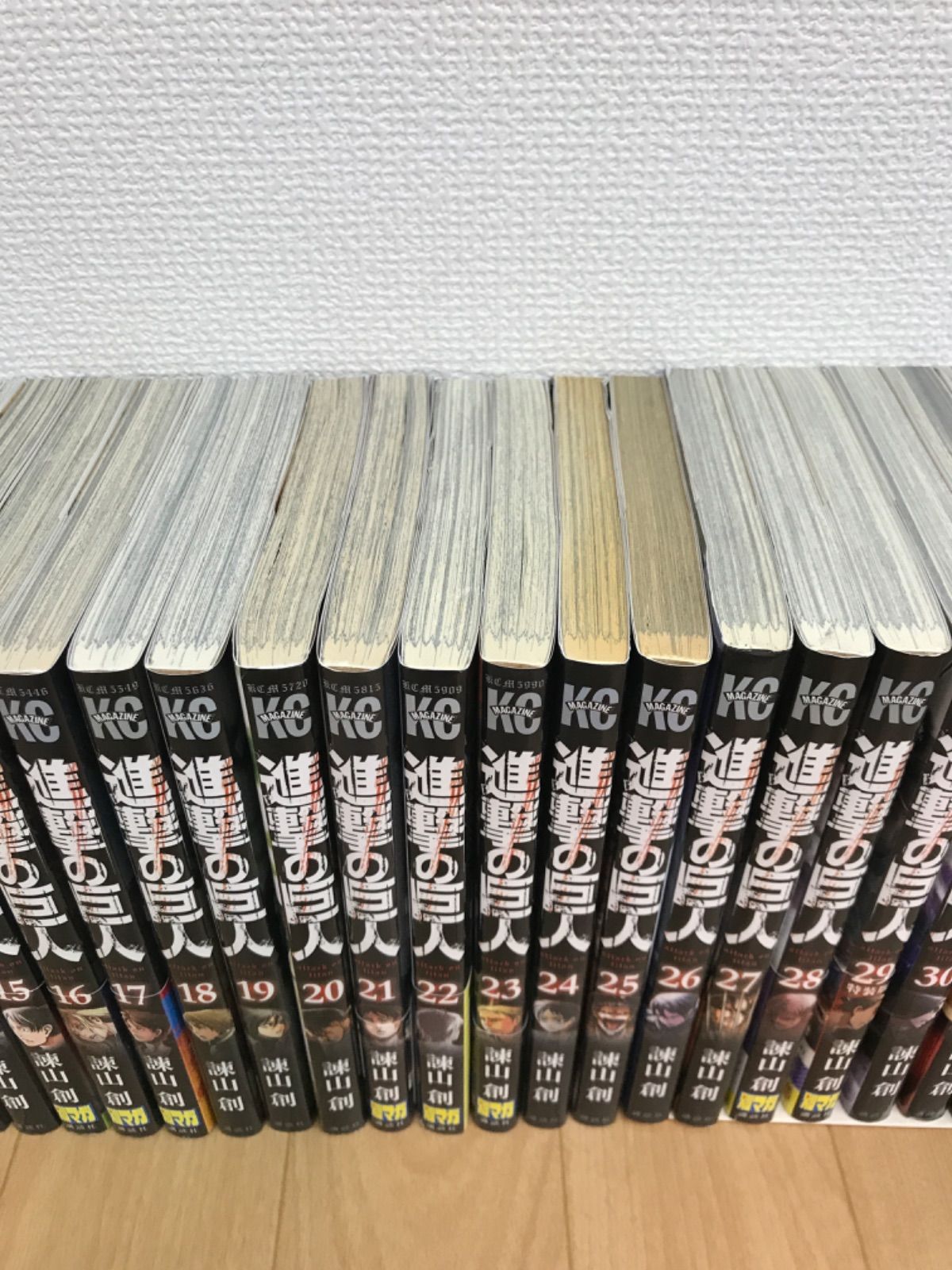 進撃の巨人 全34巻セット 全巻初版 諌山創｜全巻セット
