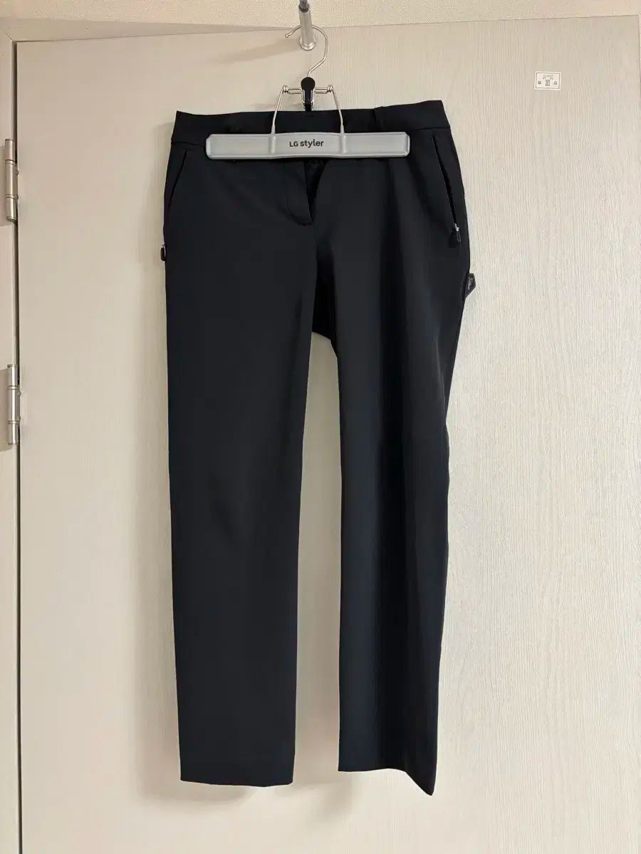 Titleist タイトリスト ブラック ゴルフ ズボン 64 S