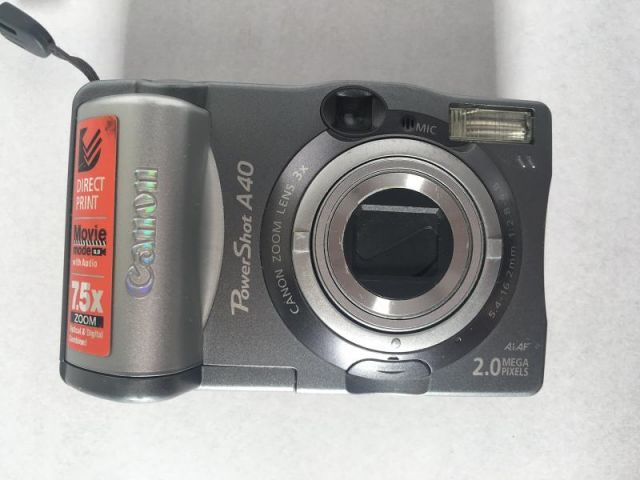 Canon PowerShot a40 2 MPデジタルカメラW / 3 x光学ズーム