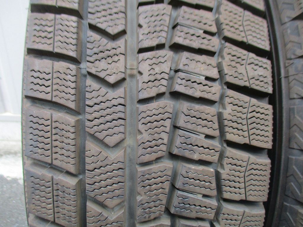 195 60R16 89Q ダンロップ WINTER MAXX WM02 スタッドレス 製 4本 T60460818 インボイス領収書発行