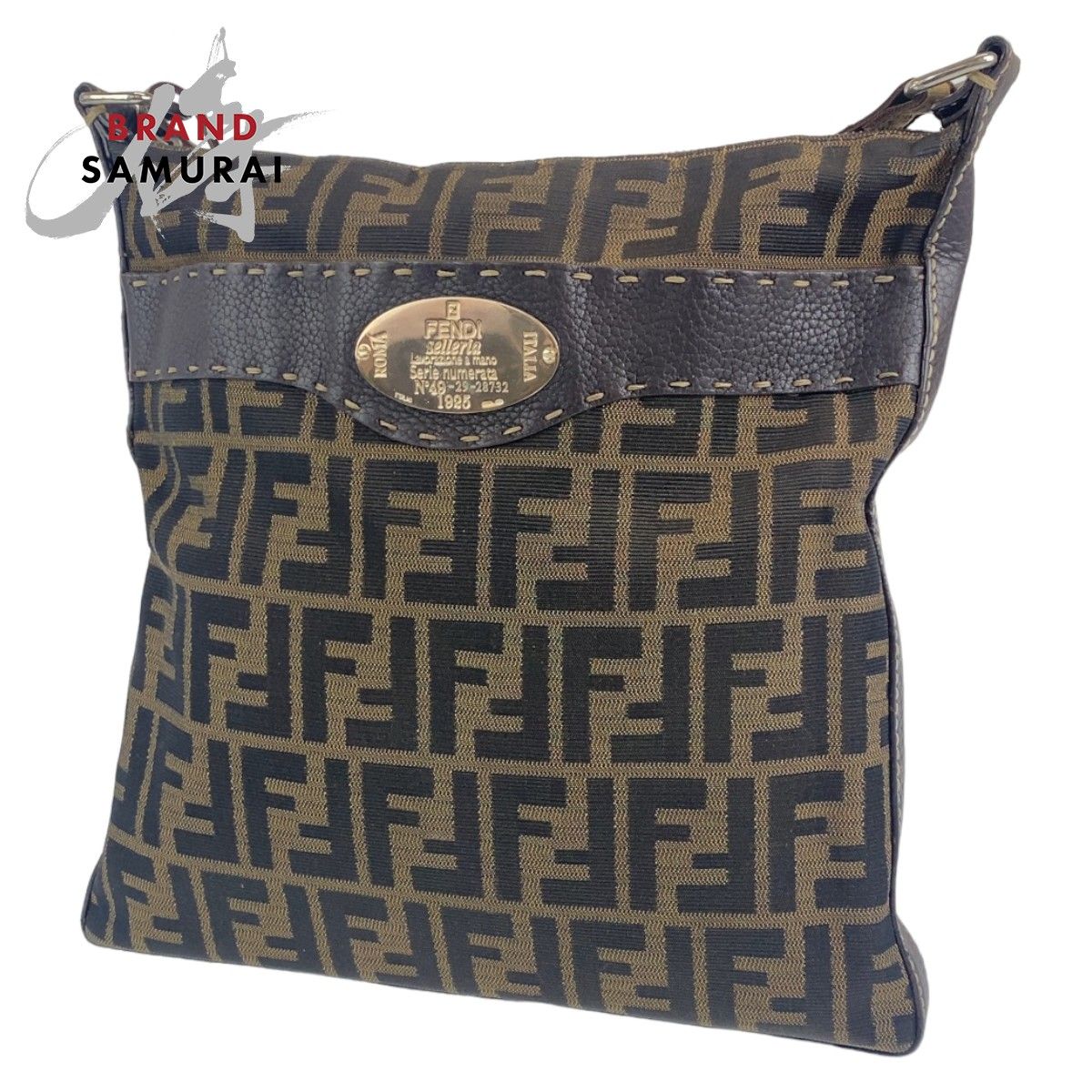 FENDI フェンディ ズッカ柄 セレリア ブラウン 茶 シルバー金具