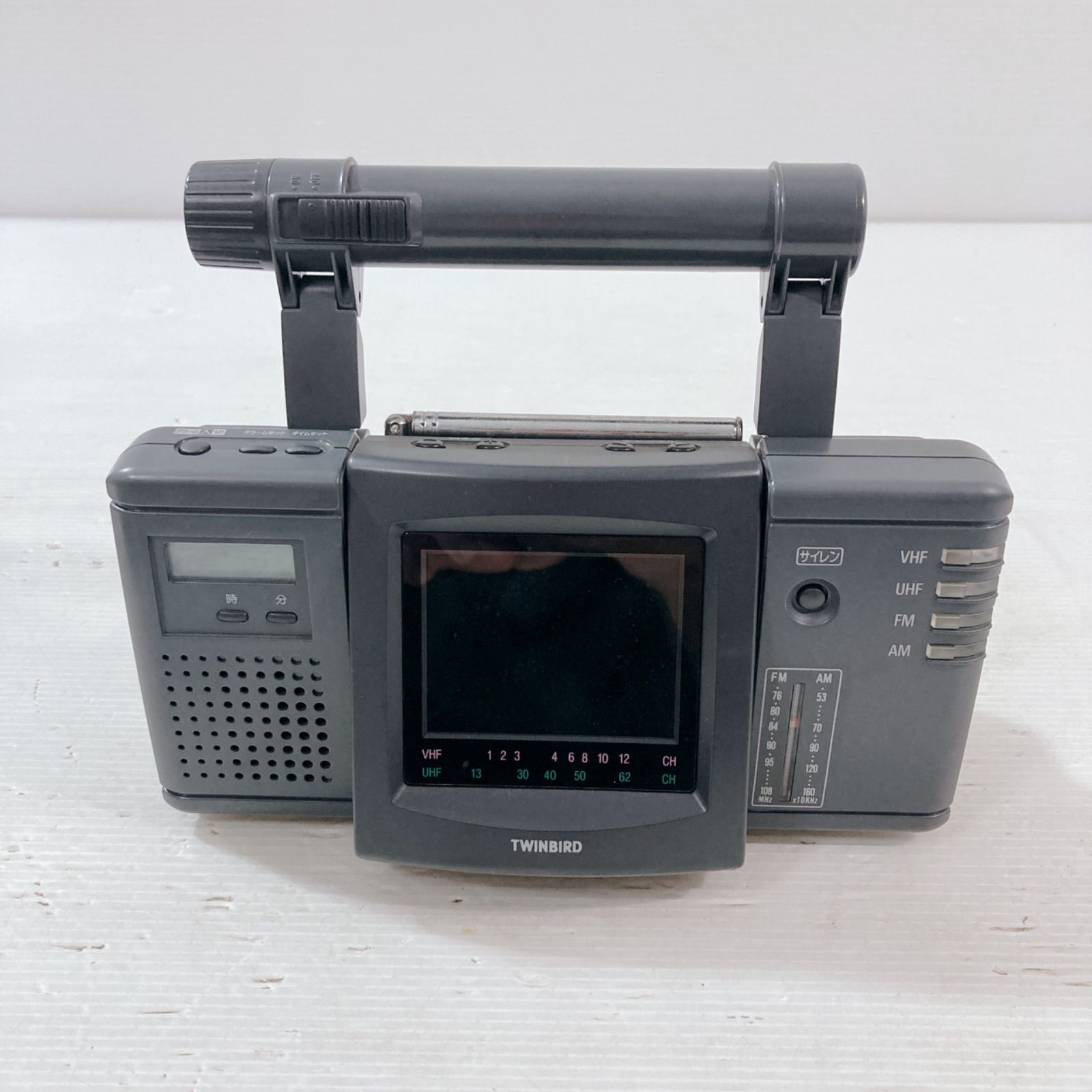 ツインバード TWINBIRD VL-9331GY [サーチライト付多機能液晶TV] 未使用品 TWINBIRD セフティークルーサーチライト付多機能液晶テレビ VL-9331