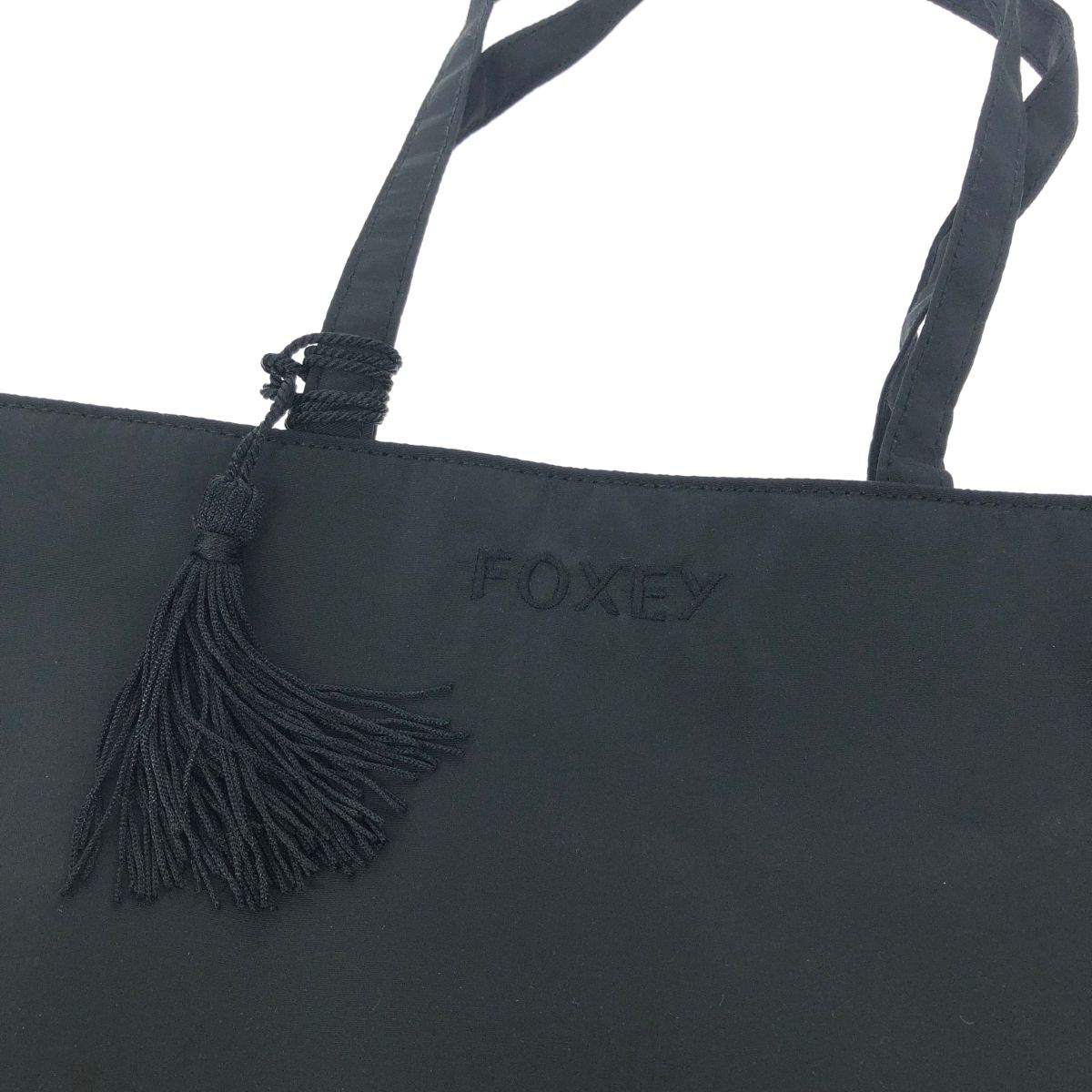 美品 FOXEY BOUTIQUE フォクシーブティック ノベルティ トート 美品 FOXEY BOUTIQUE フォクシーブティック ノベルティ トート