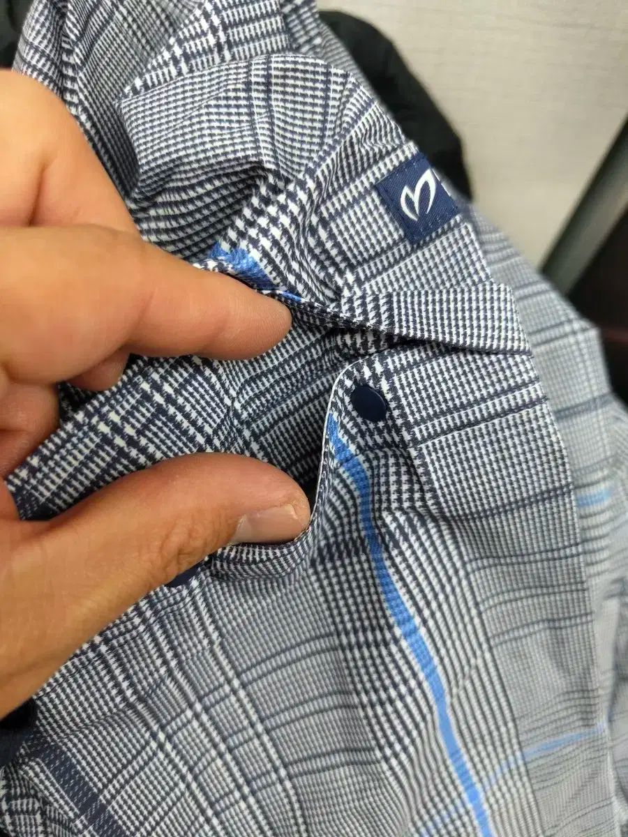 販売