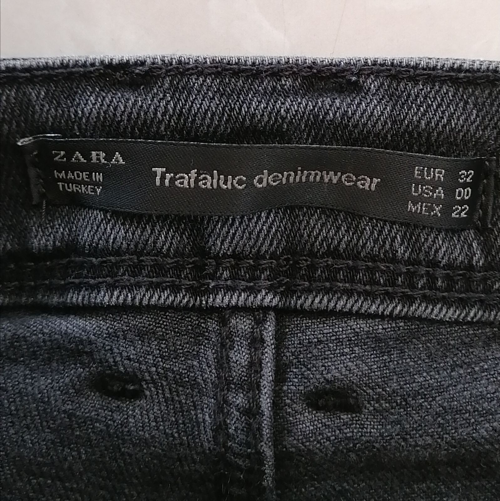 ZARA ザラ TRAFALUC DENIMWEAR デニムパンツ 裾継ぎ足しカットオフ