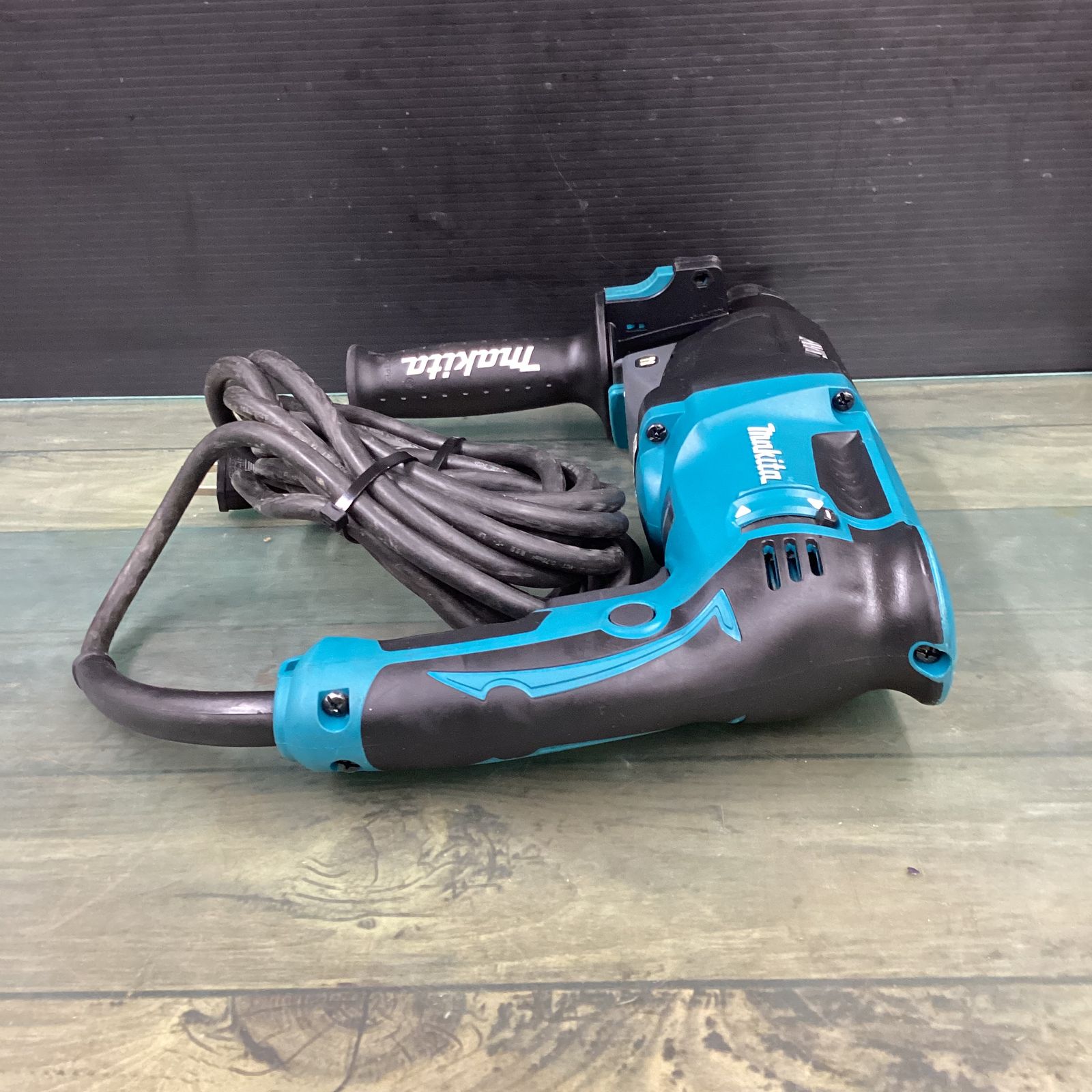 ☆マキタ(makita) ハンマドリル HR2611F 【東大和店】 - メルカリ