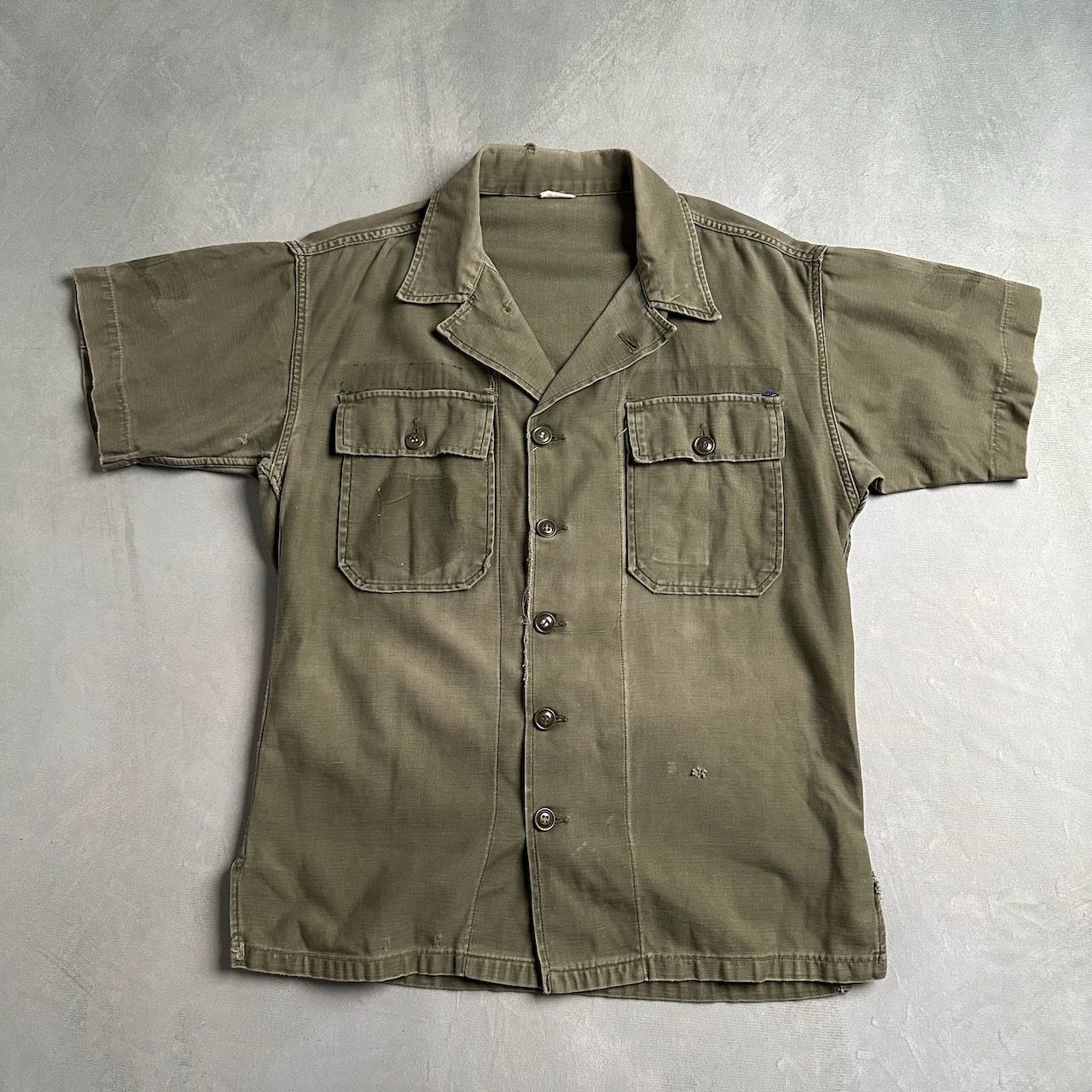 【希少サイズ】60s 米軍 実物US.AIR FORCE OG107半袖 希少サイズ】60s 米軍 実物US.AIR FORCE OG107半袖 - メルカリ