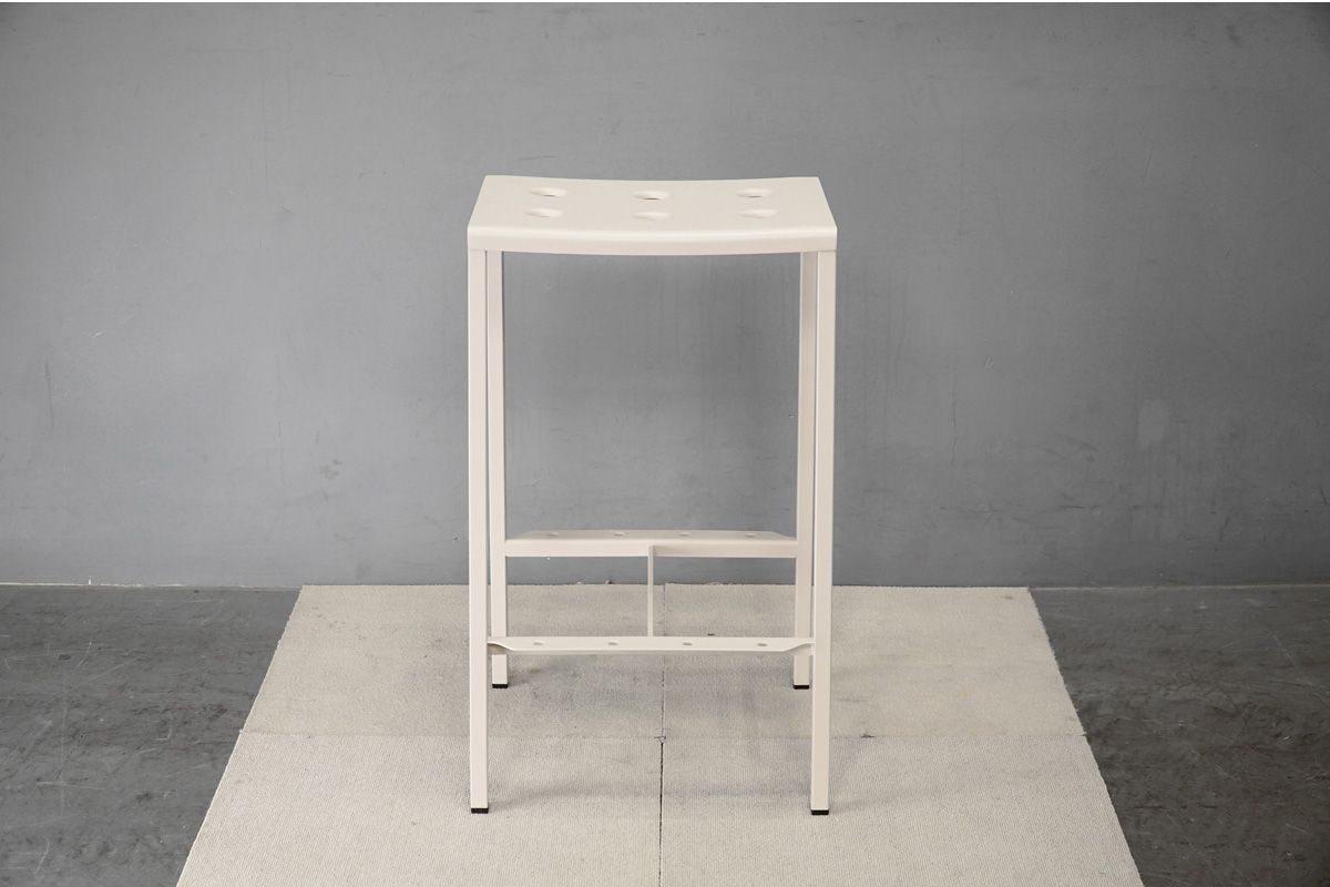 今買う来る。 品 HAY ヘイ Balcony Barstool Low バルコニーバースツール ロー H65cm ロナン＆エルワン ブルレック080919 店頭用