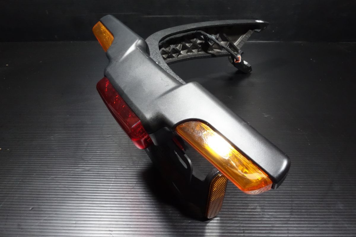 リア フェンダー ナンバープレートホルダー ウインカー テールランプ ハーレー 純正 FXDR114 ソフテイル R20250818