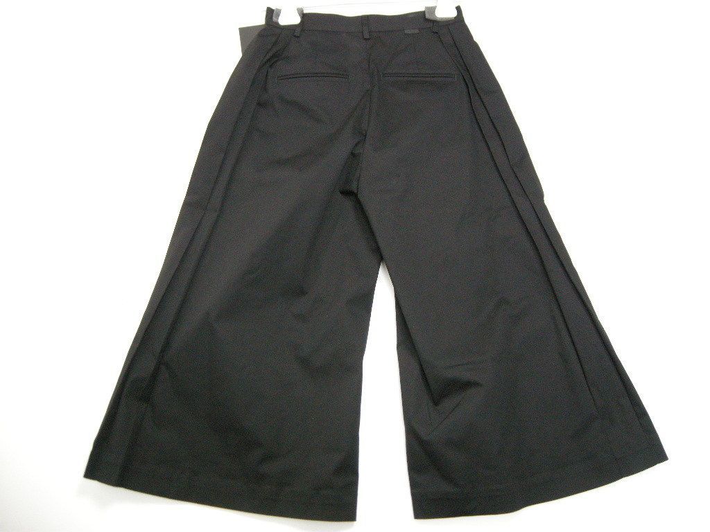 売れ筋ランキングも サイズ40(M相当)□新品□モンクレール GENIUS NOIR KEI NINOMIYA パンツ