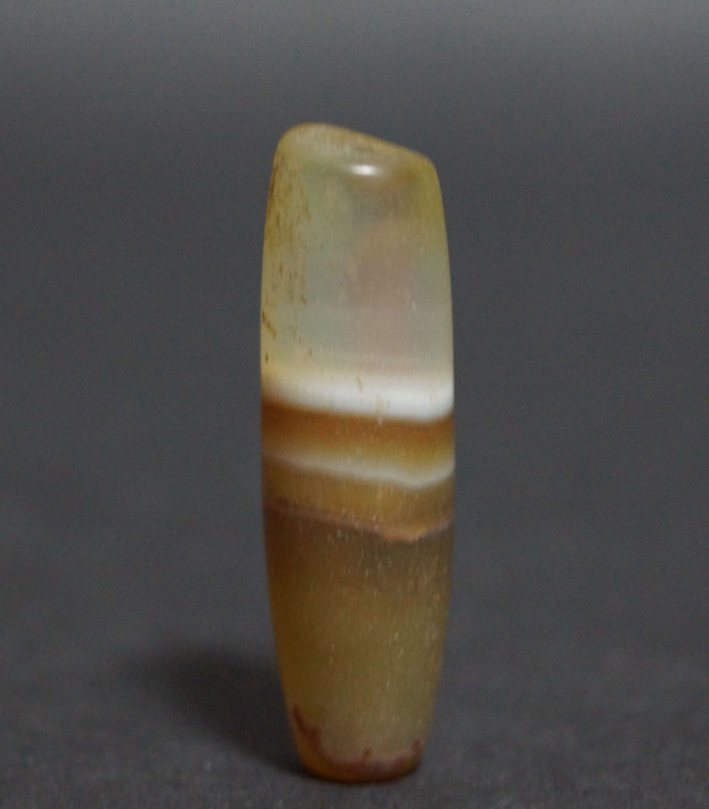 オールドチベット メノウ瑪瑙 纏絲瑪瑙 根付 緒締玉 アゲート