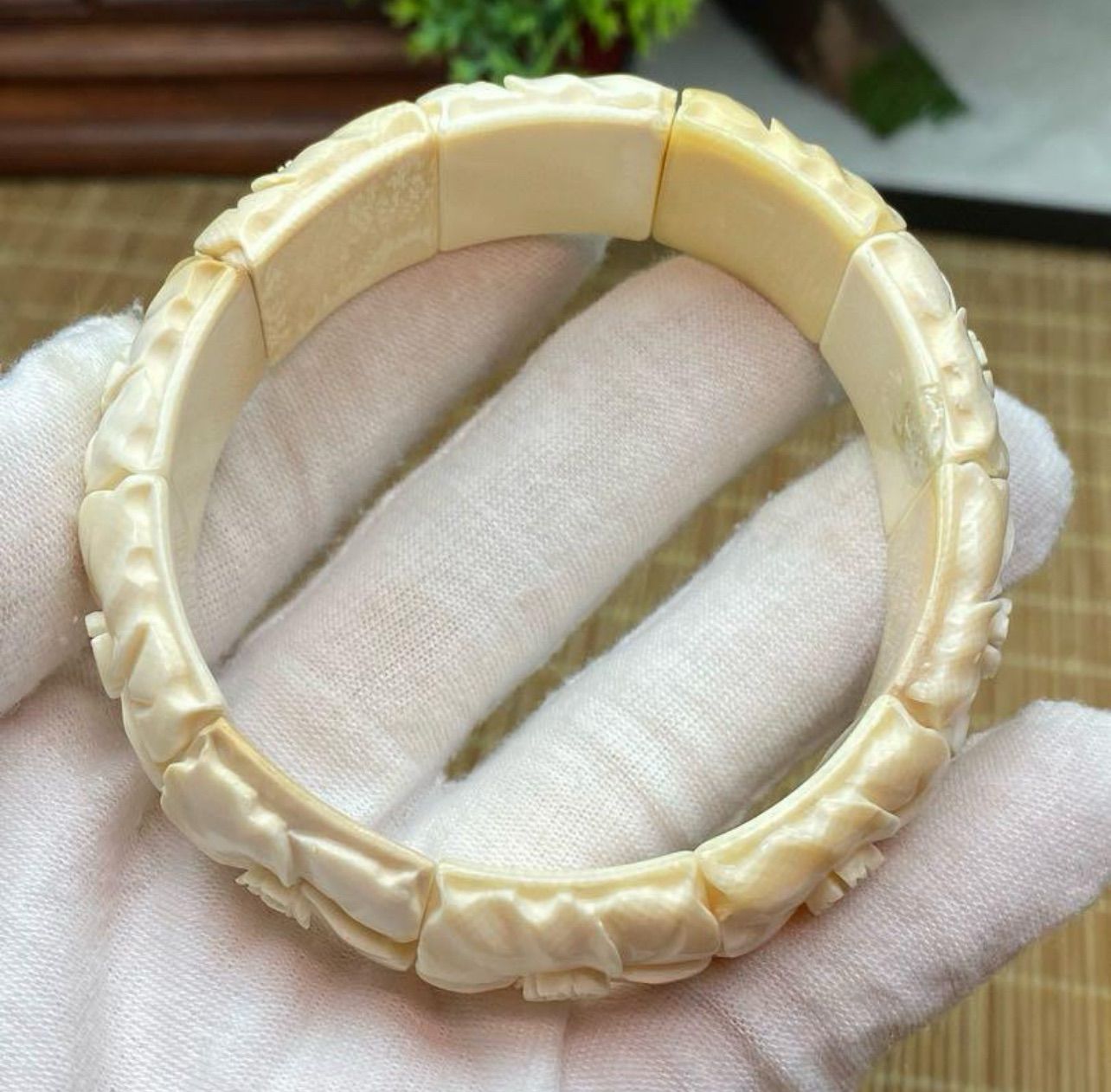 天然マンモス牙美しい手作り彫刻 バラハンド ブレスレット 【公式通販】