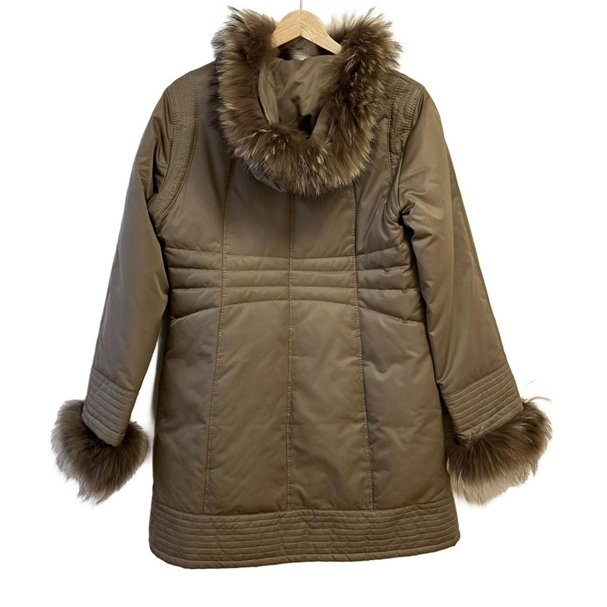 Leilian レリアン ダウンコート サイズ9 M レディース - ブラウン 長袖 タヌキ ステッチ ファー着脱可 冬