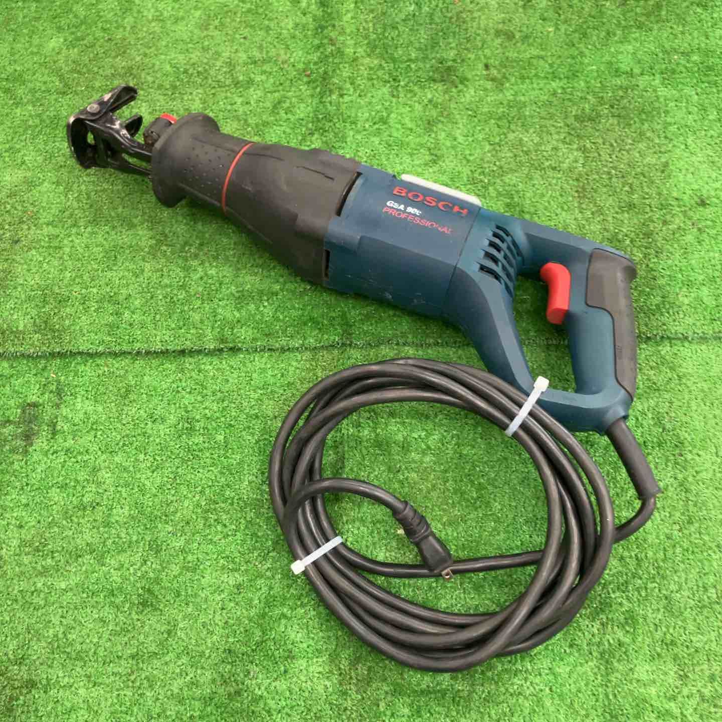 トップ 【品】 ボッシュ/BOSCH セーバーソー・GSA900 【桶川店】