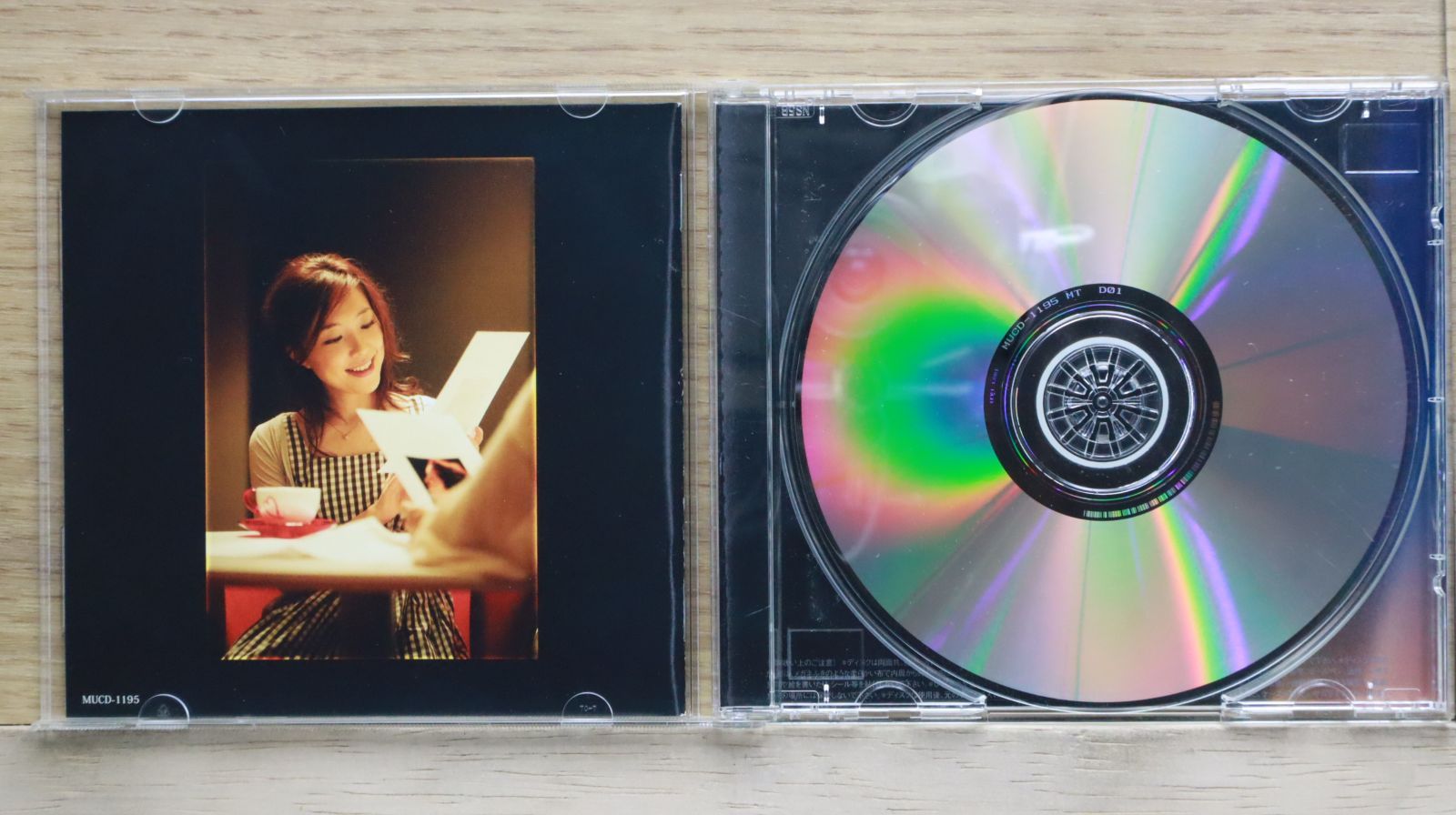 未開封品 11 de Noviembre [Spain限定盤CD+DVD] 1556a150e6d8c8c45d2f8568e44363