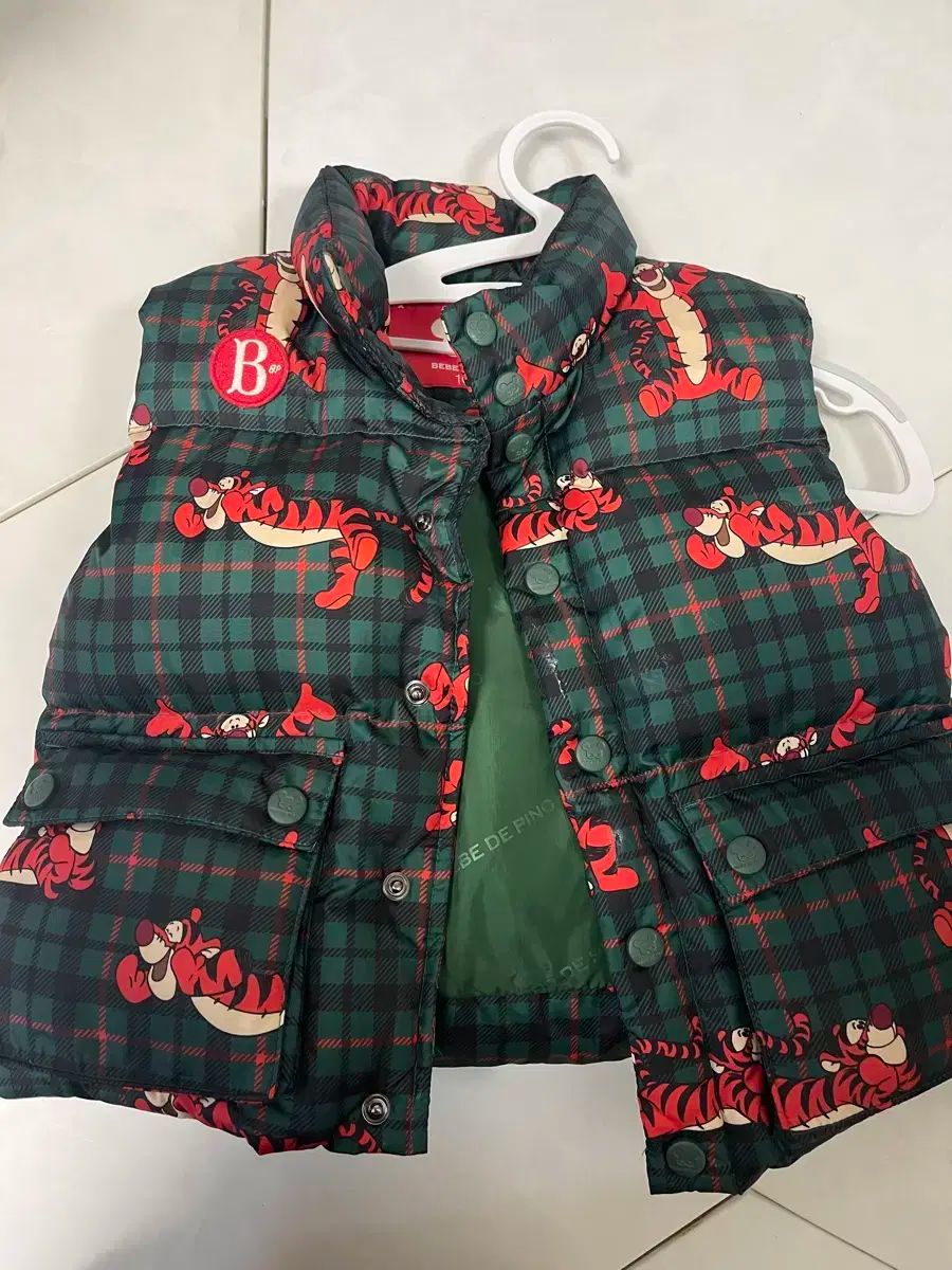 BEBE DE PINO ベベデピノ キッズ ダウン アウター 犬 パータン 新品
