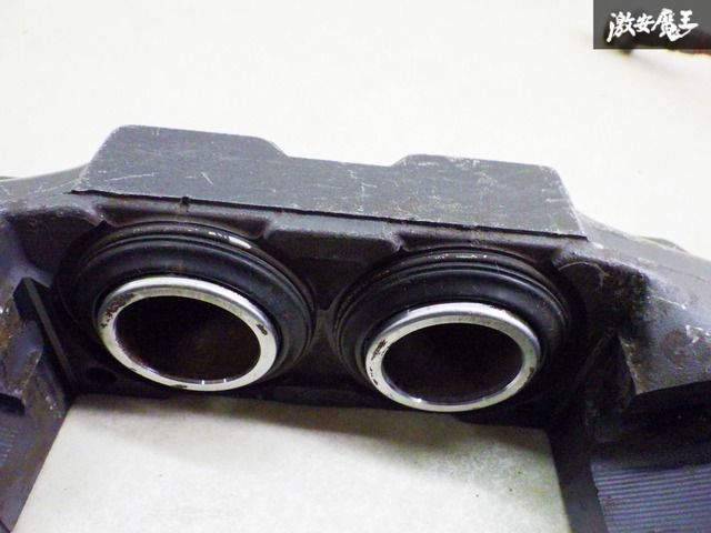 BNR32 ブレーキキャリパー スカイライン GT-R 日産 純正 4POT BNR32 ブレーキキャリパー スカイライン GT-R 日産 純正 4POT