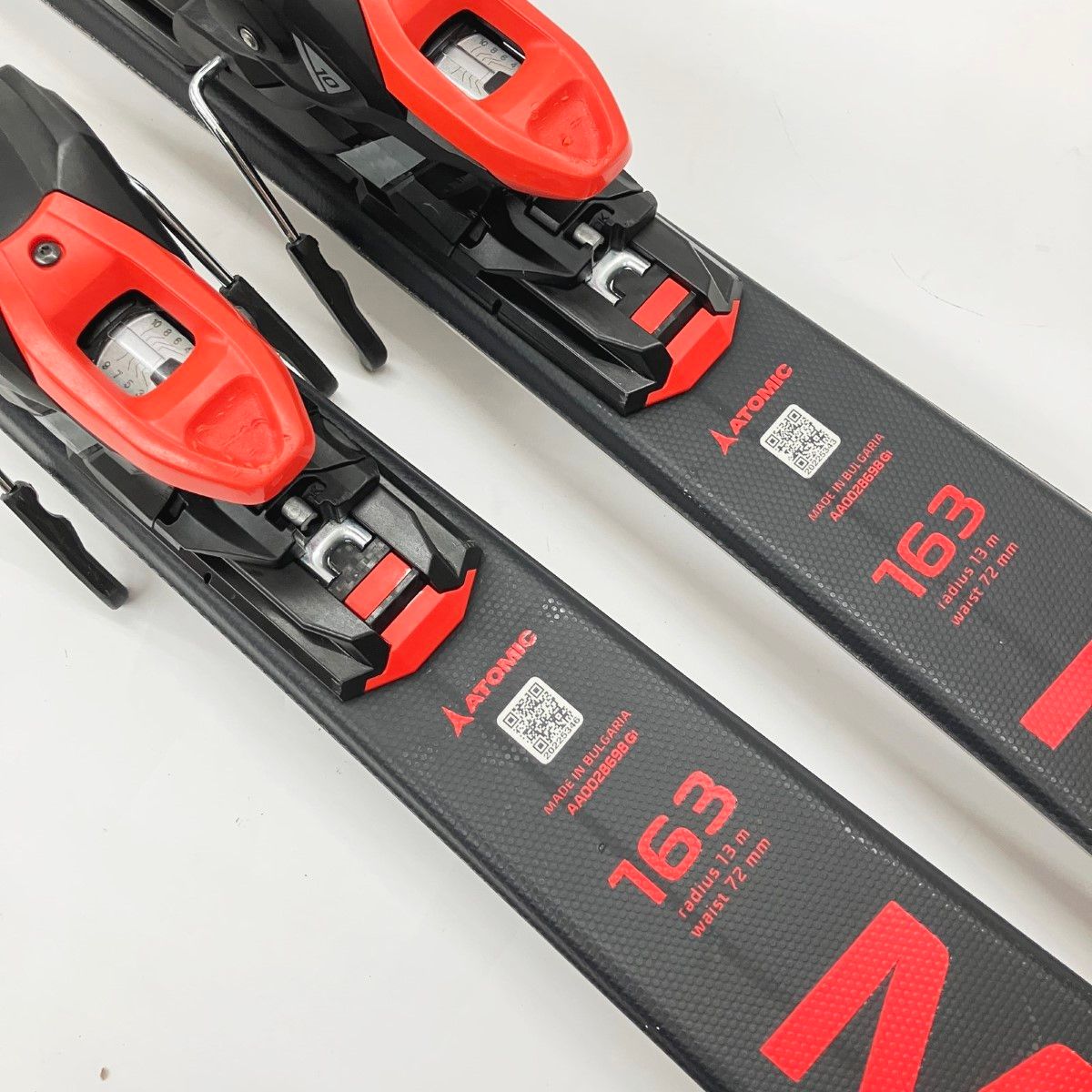  〇〇ATOMIC アトミック REDSTER レッドスター M 1 257-380 163 ブラック スキー板 板 スキー