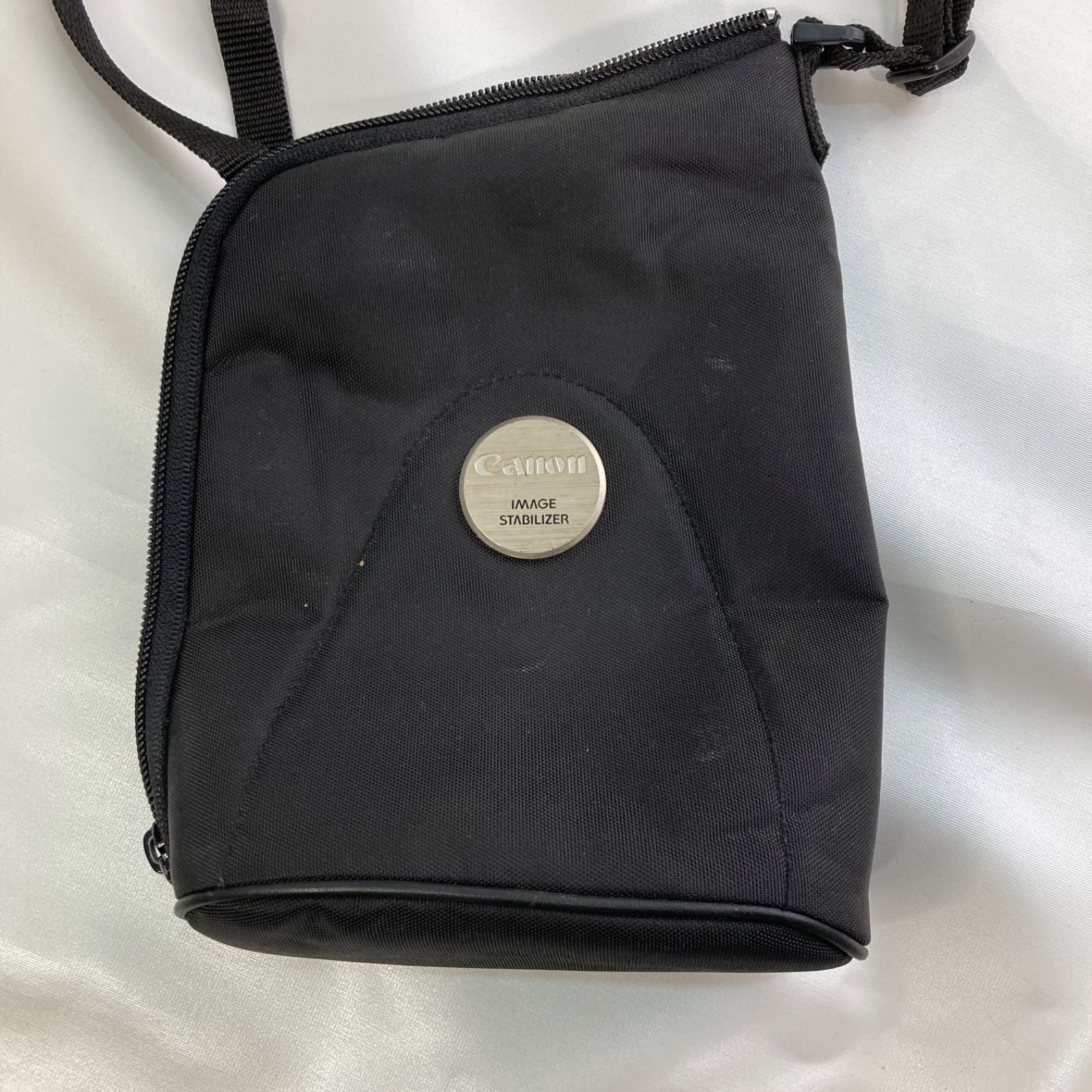  訳アリ キャノン Canon 10 x 30 IS 防振双眼鏡 双眼鏡 オペラグラス 望遠鏡 光学機器