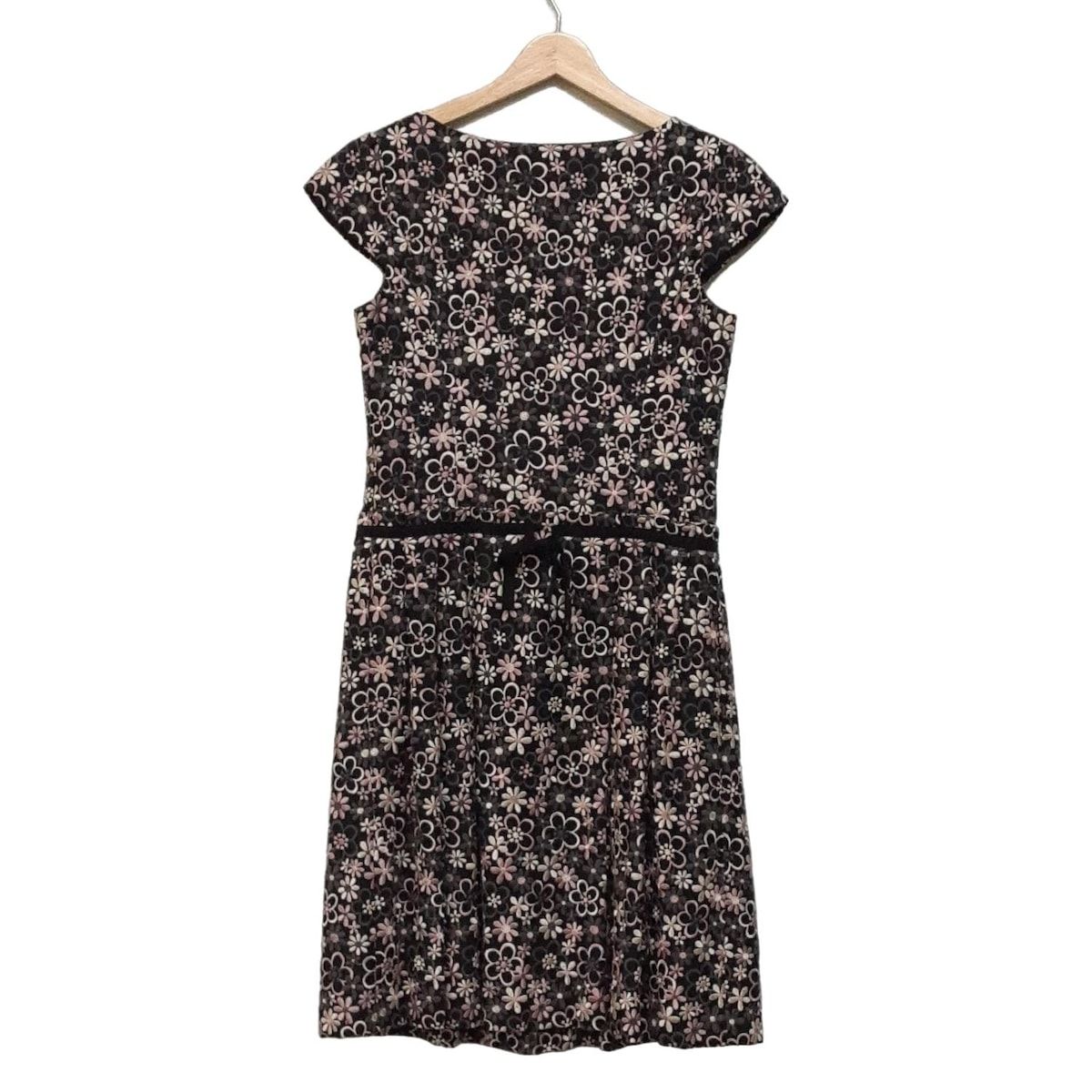 トッカ TOCCA ワンピース 花柄 膝丈 TOCCA ワンピース FLOWER FRIENDS