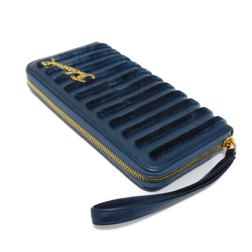 シャネルネイビー長財布ロゴジップウォレット