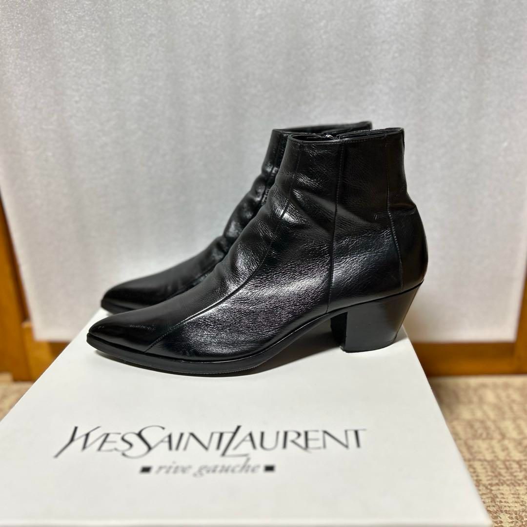 SAINT LAURENT FINN BOOTS