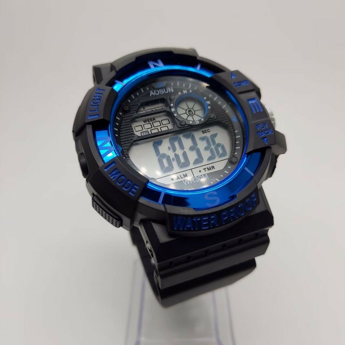 メルカリShops - 【腕時計】新品 送料無料 デジタル 多機能 キッズから大人 黒×青