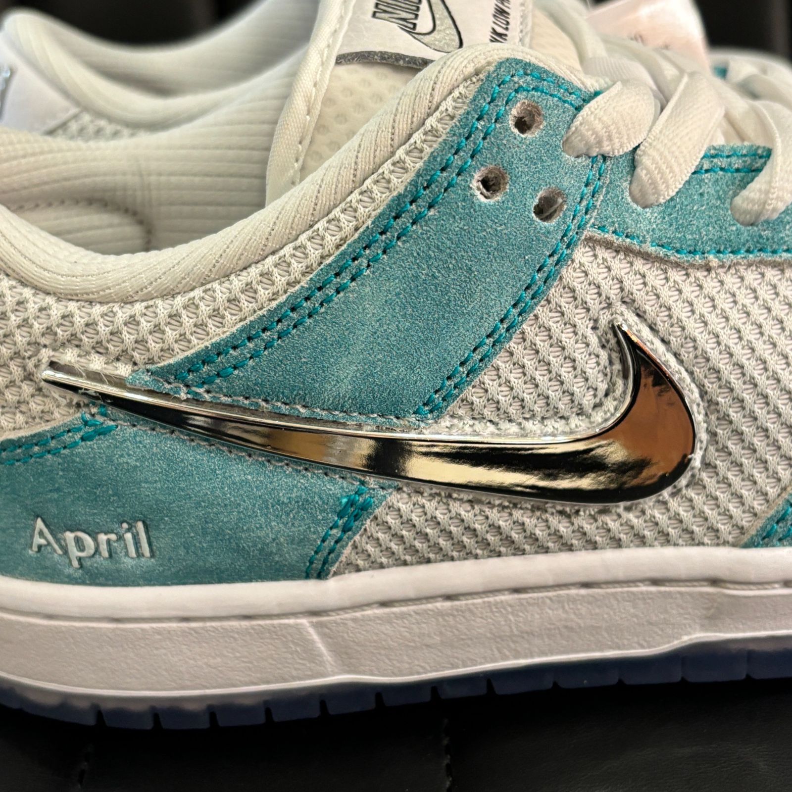 ΩNA3941 新品未使用! NIKE SB DUNK LOW PRO QS ×APRIL SKATEBOARDS 