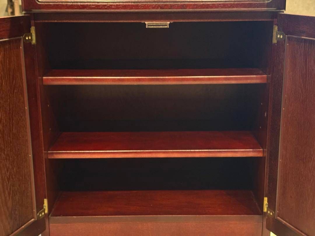 サイドテーブル