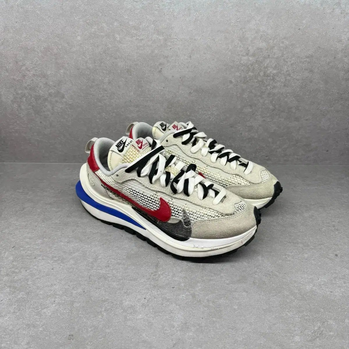 250 サイズ NIKE ナイキ sacai サカイ フューシャ スニーカーズ