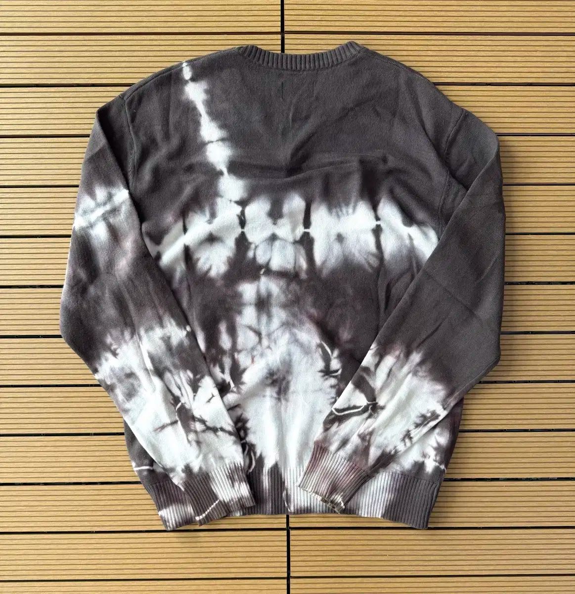 STUSSY ステューシー ダイダイ柄 ニット セーター