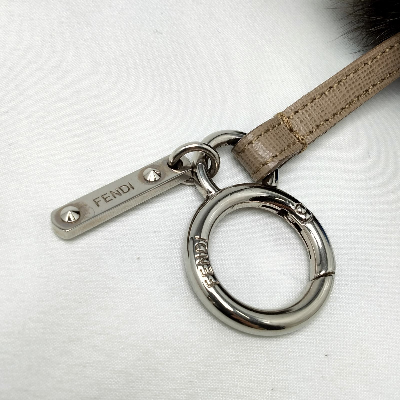 ️FENDI ️フェンディ ファー キーホルダー チャーム NICORILABO_COM