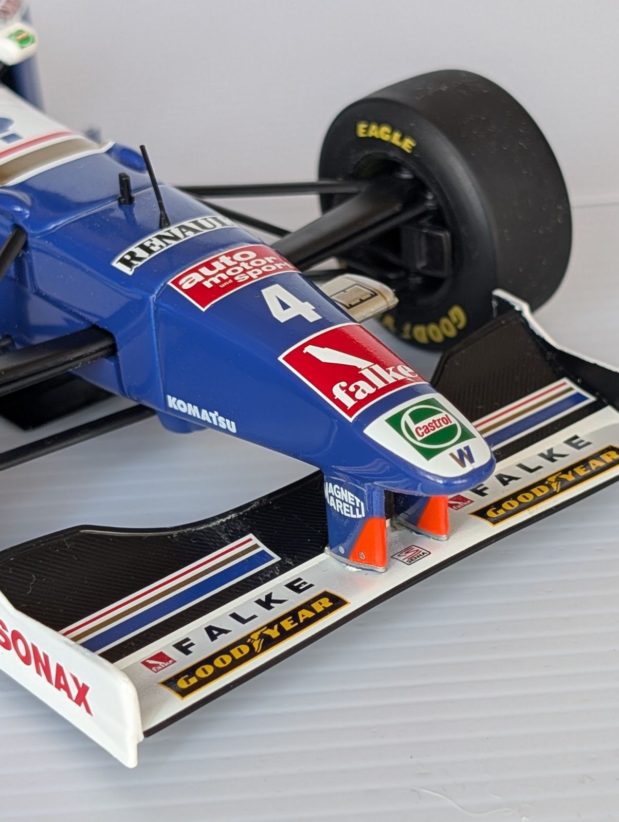 初優勝マシン 1/18 ミニチャンプス ウィリアムズFW19 ハインツ