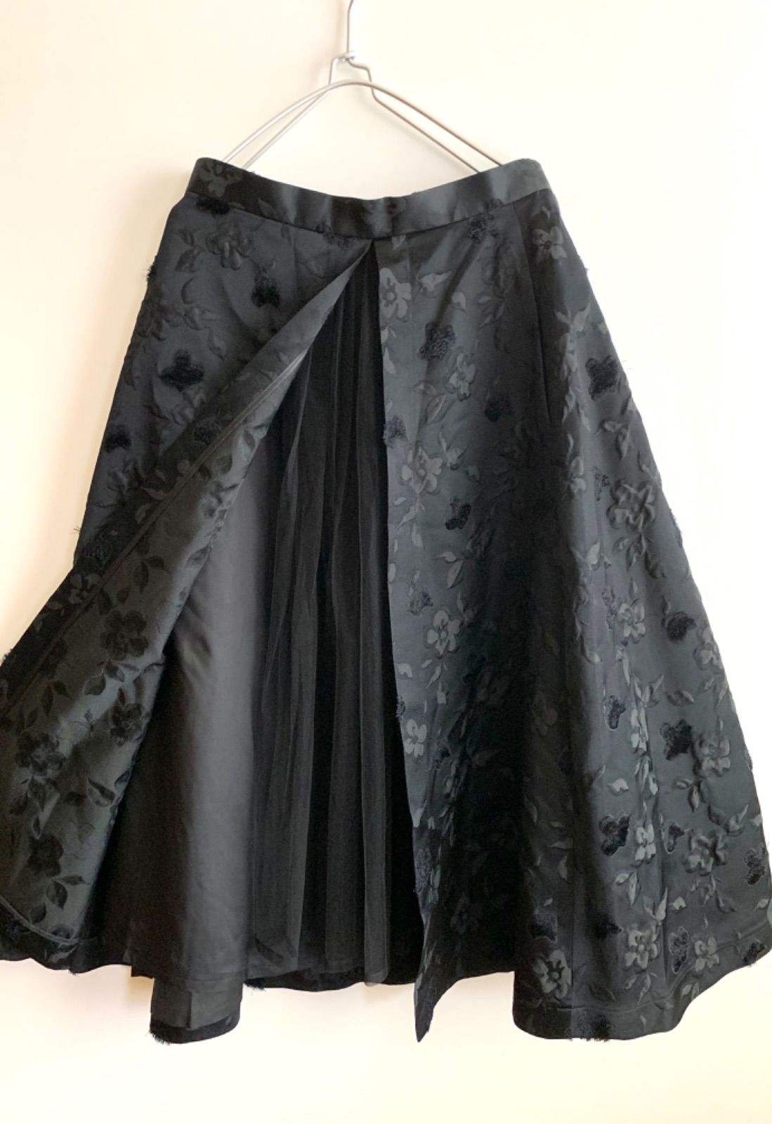 Noir Kei Ninomiya CDG レイヤードデザインスカート - メルカリ Noir Kei Ninomiya CDG レイヤードデザインスカート - メルカリ