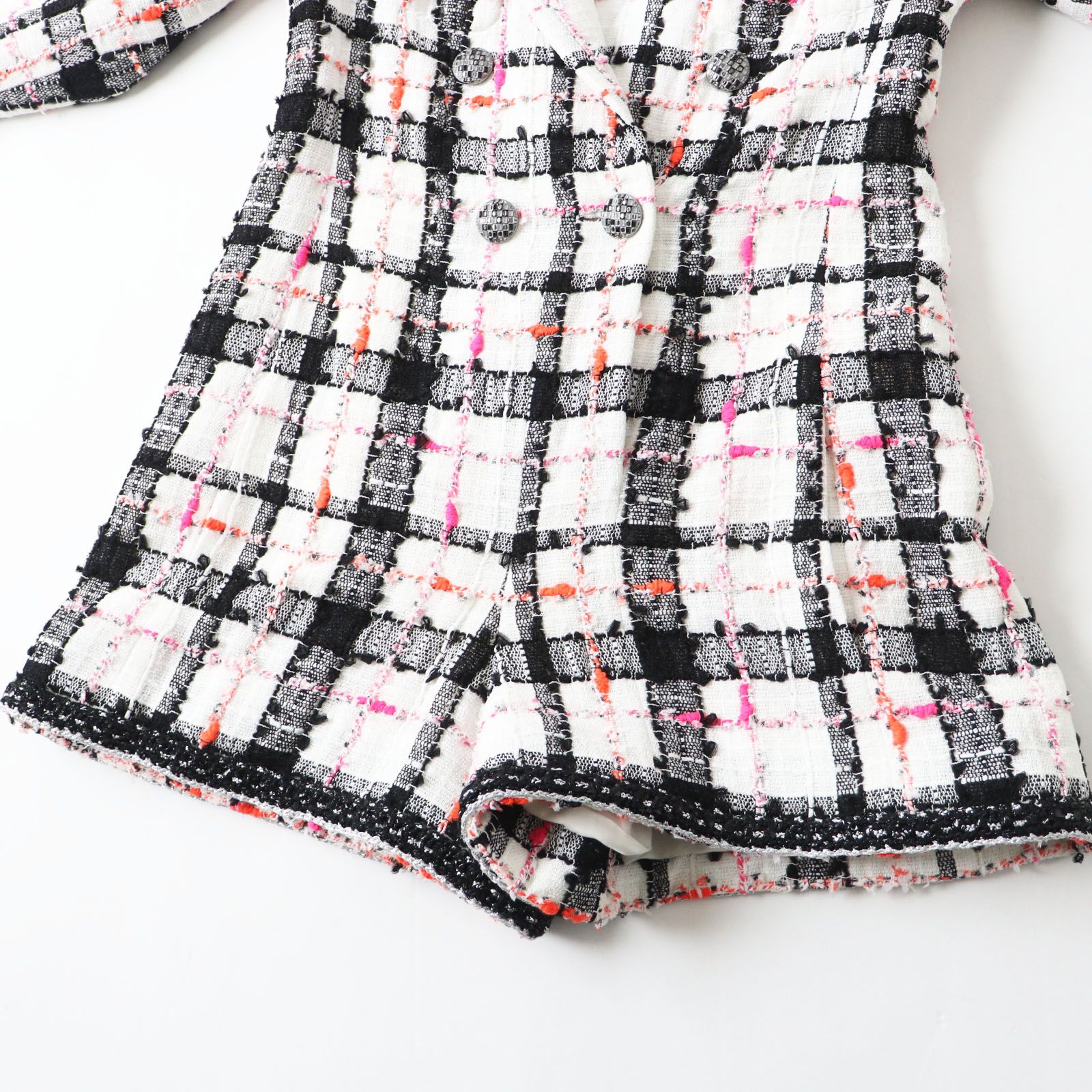 CHANEL シャネル 20 S P 64167 ホワイト ブラック ピンク オレンジ ジャケット風 ツイード ジャンプスーツ オールインワン 34 フランス製 レディース 定価652 080円
