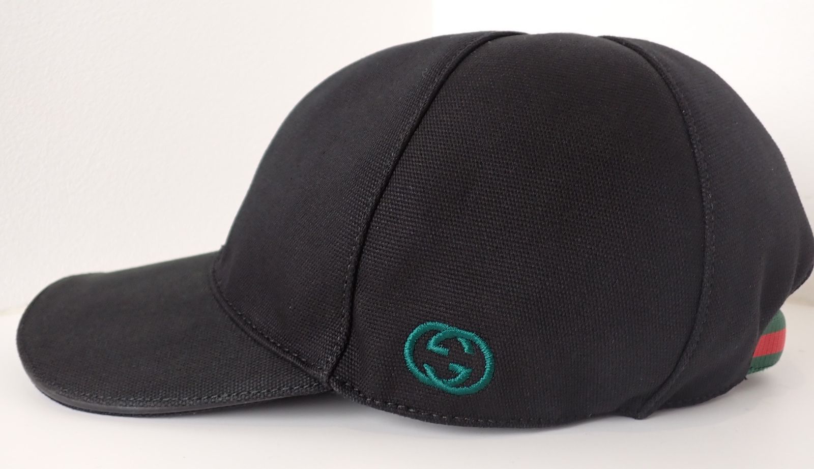 美品 GUCCI(グッチ) シェリーライン ベースボールキャップ インター