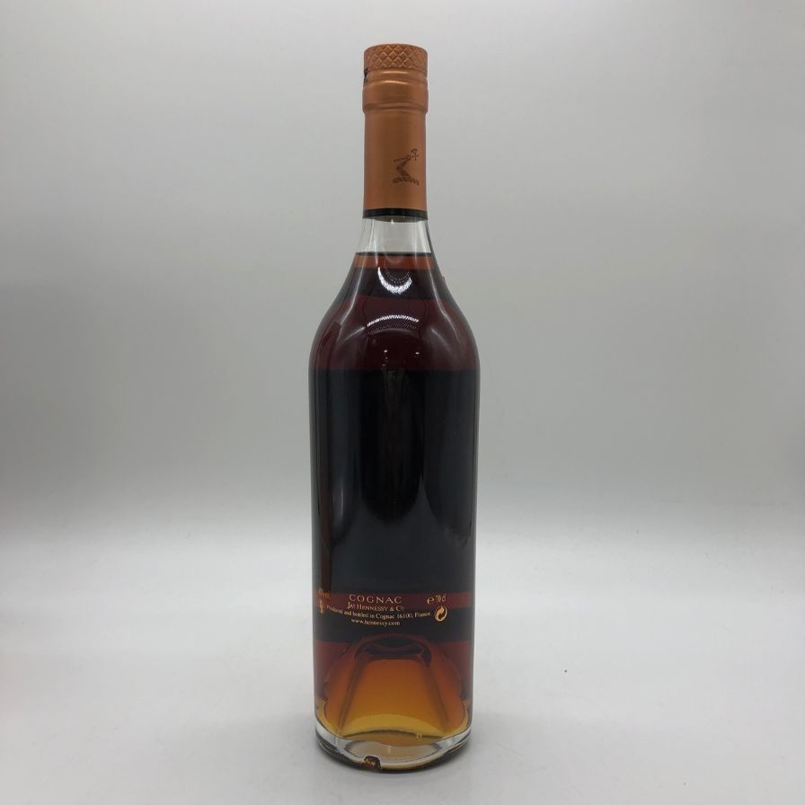 ヘネシーvsop 700ml 美品 ヘネシー VSOP 200周年記念ボトル 700ml 40%【W】 | Beli pada