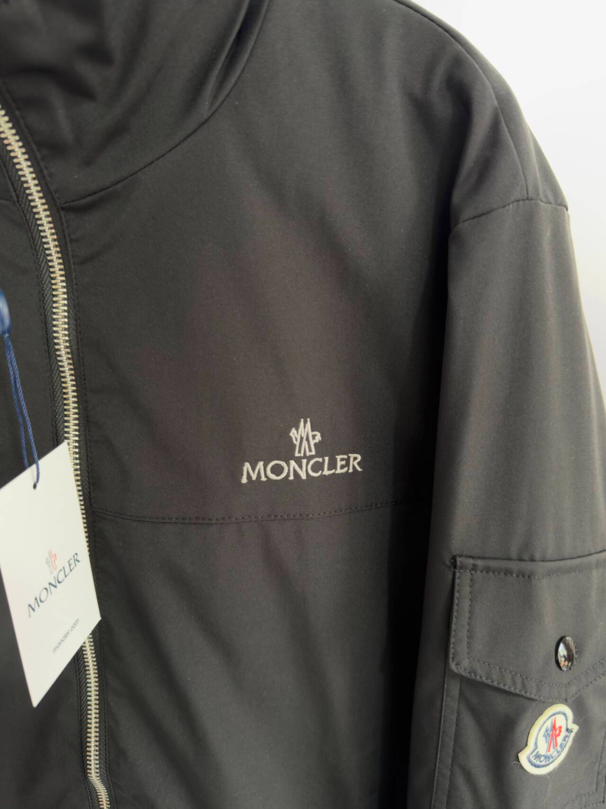 【美品】 MONCLER    モンクレール   M-4XL    黒    ナイロンジャケット