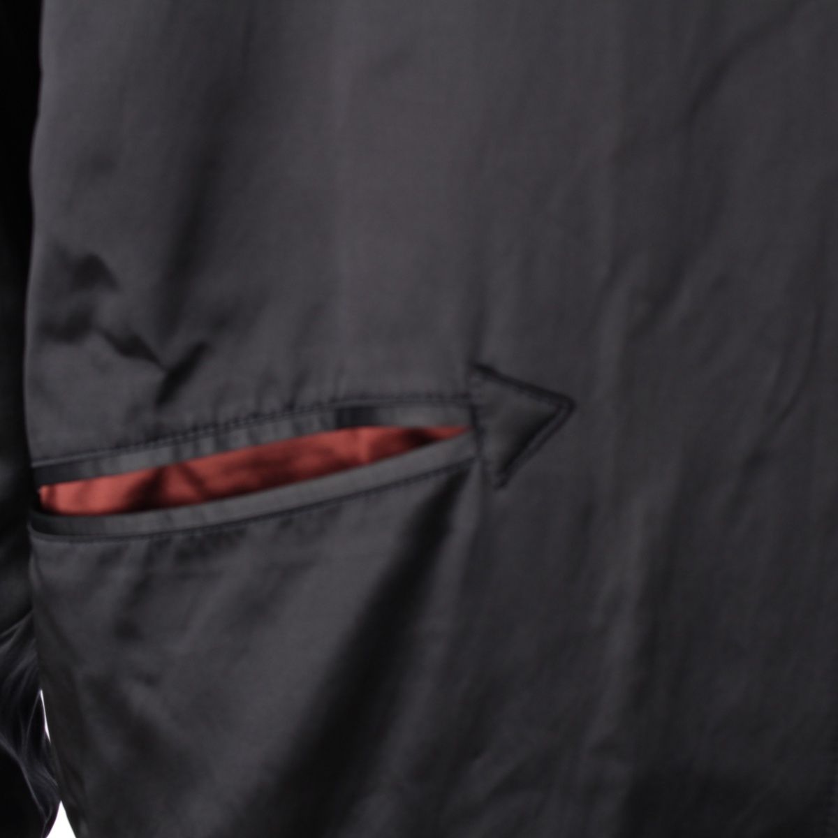 VALENTINO/ロックスタッズサテンブルゾン VALENTINO / ヴァレンティノよりロックスタッズサテンボンバー