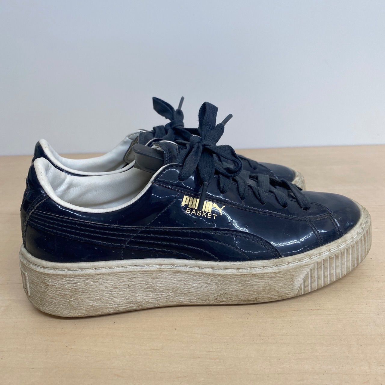 PUMA BASKET プーマ エナメル レディース スニーカー K75 - メルカリ