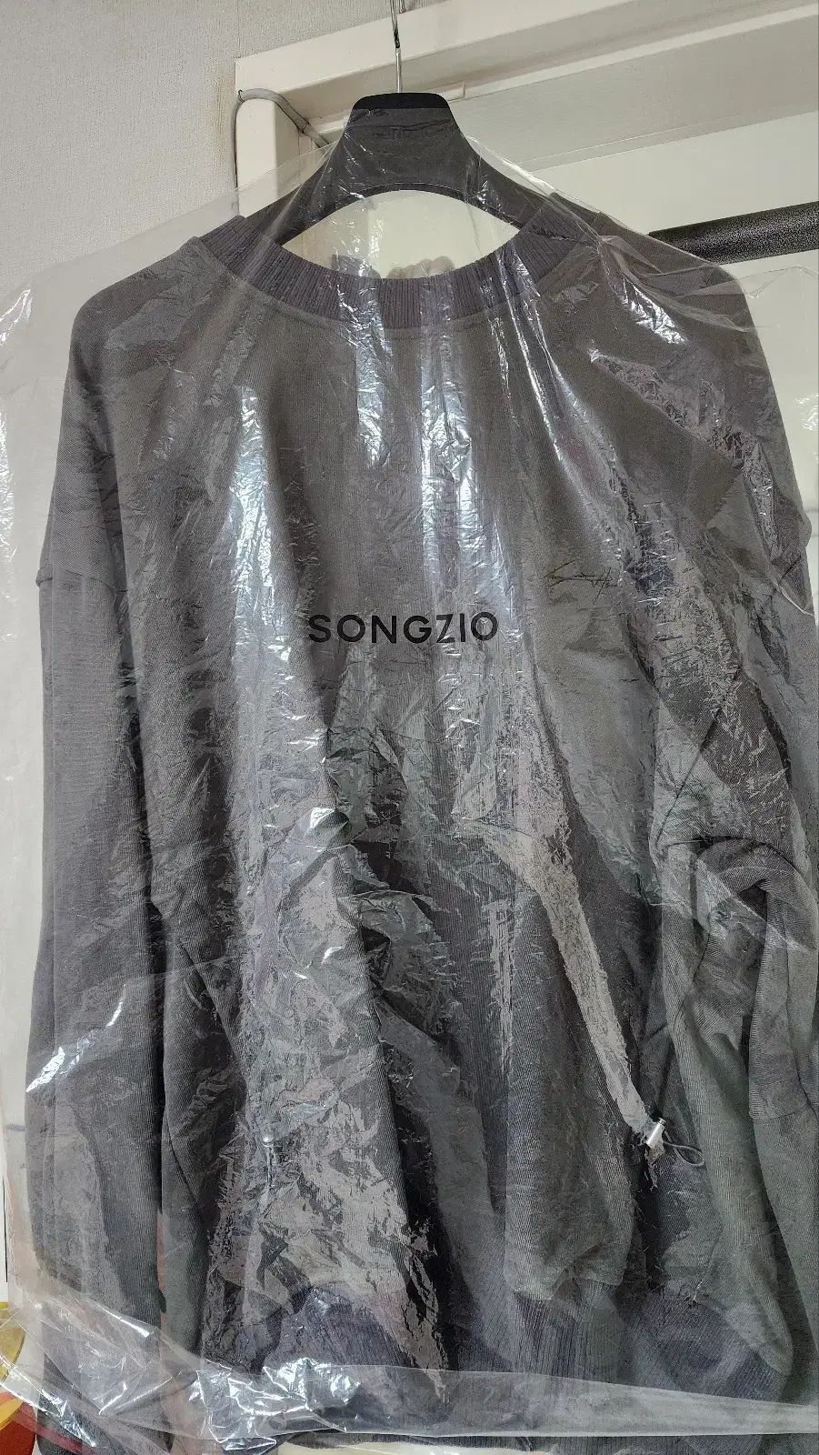 ダイング クルーネック