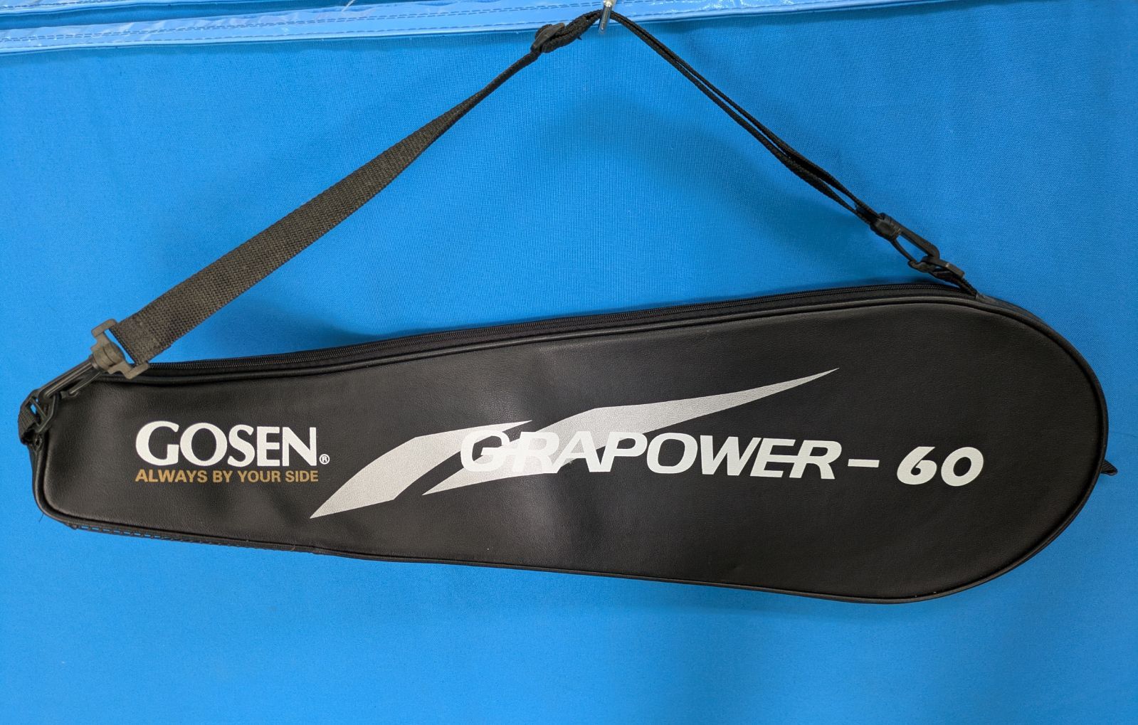 【新品・未使用】GOSEN GRAPOWER 60 テニスラケット ケース付き 新品・未使用】GOSEN GRAPOWER 60 テニスラケット ケース付き