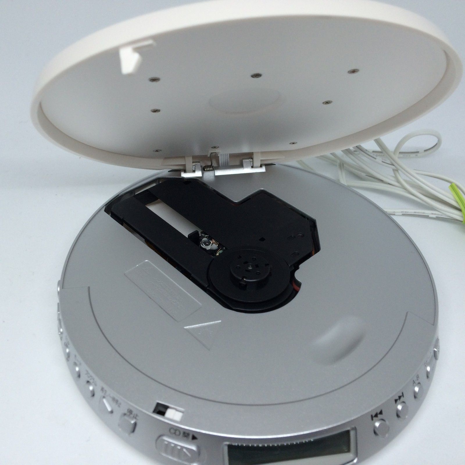 東芝ポータブルCDプレーヤー TY-P2 TOSHIBA(トウシバ) / ポータブルCD